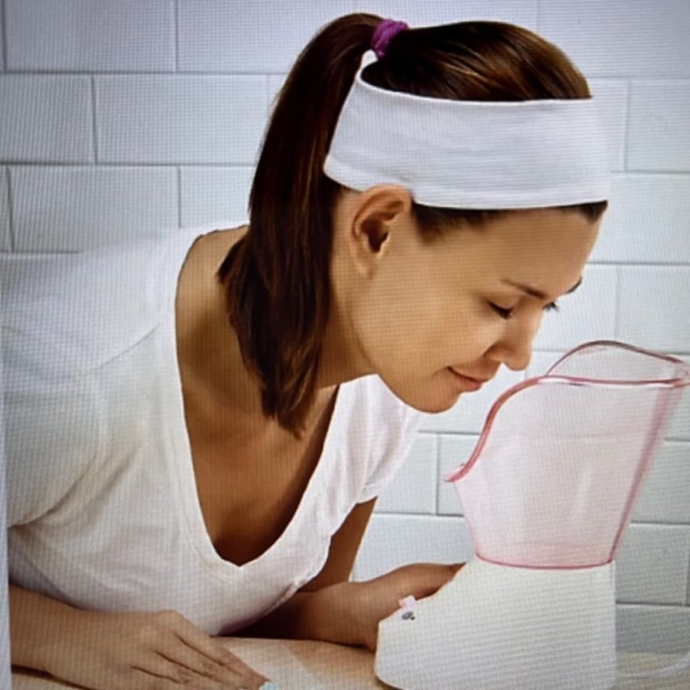 NWOT Revive Facial Steamer, Deep Clean And Hydrate, Rejuvenate